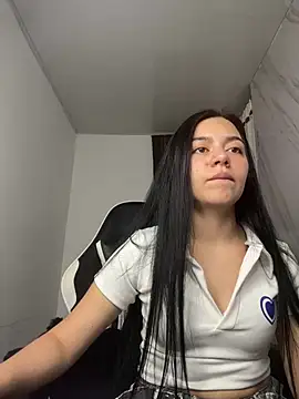 Snapshot of Midori_rosse chatting on June 19, 11:41 pm Midori rosse online show from June 19, 11:41 pm