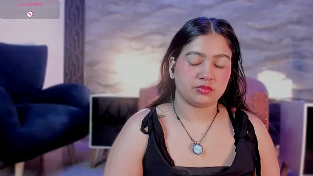 Snapshot of lilithst_ chatting on November 8, 8:40 pm lilithst online show from November 8, 8:40 pm