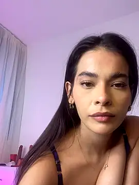 Esmeraldalcl online show from November 15, 10:26 pm