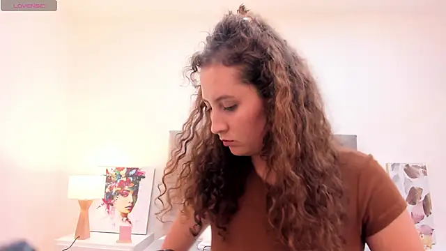 Snapshot of SharonMartini chatting on October 25, 11:43 pm SharonMartini online show from October 25, 11:43 pm