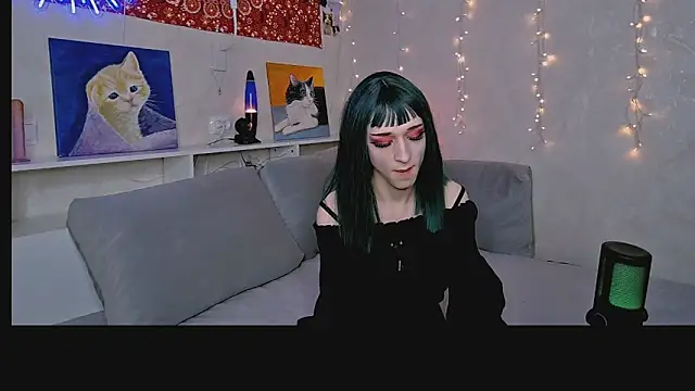 whoalexxa online show from November 15, 1:18 pm