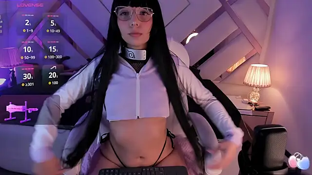 Snapshot of michelle_cutee_ chatting on December 14, 8:46 pm michelle cutee online show from December 14, 8:46 pm