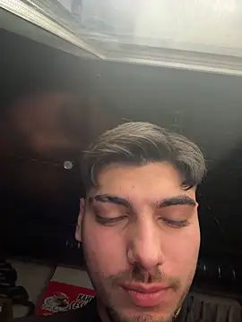 emir343475 online show from October 28, 8:55 pm