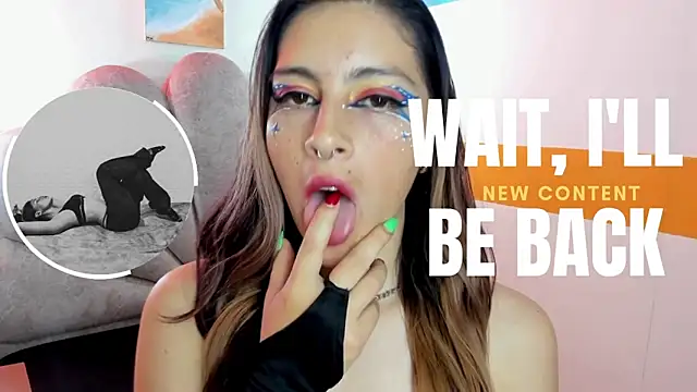 Snapshot of moon_winy chatting on October 24, 11:06 am moon winy online show from October 24, 11:06 am