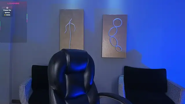 ChristineFord  online show from January 16, 11:47 am