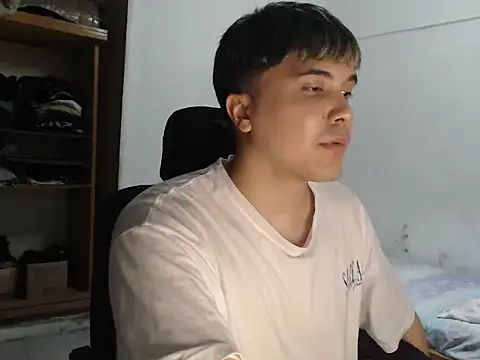 CuteAlexBoy online show from February 16, 10:06 pm