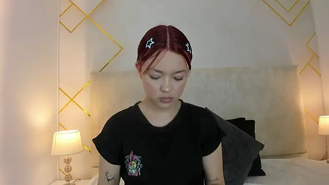 Martinaa Garcia online show from February 15, 6:59 pm