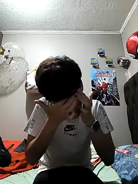 Snapshot of Pixuladeoro1 chatting on December 23, 12:19 am Pixuladeoro1 online show from December 23, 12:19 am