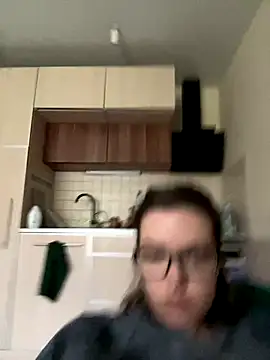 Snapshot of AForgottenElf chatting on October 17, 1:25 pm AForgottenElf online show from October 17, 1:25 pm