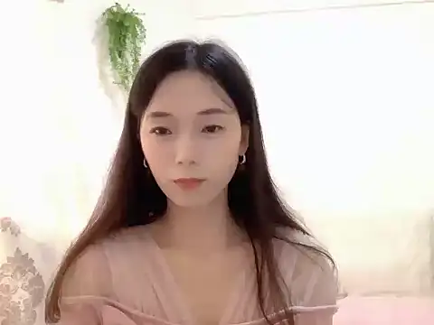 Snapshot of Keke-Baby170 chatting on October 27, 6:39 am Keke-Baby170 online show from October 27, 6:39 am