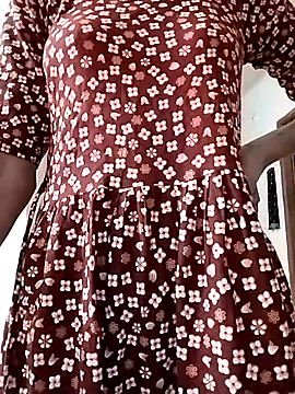 Snapshot of Ratri-Biswas chatting on November 14, 6:06 pm Ratri-Biswas online show from November 14, 6:06 pm