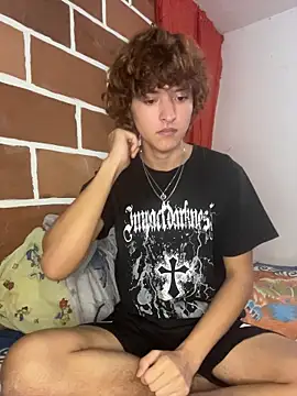 JoelnClouds online show from March 31, 7:14 pm