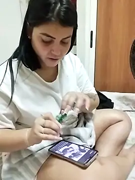 Cubanitaxxx online show from November 12, 4:35 am