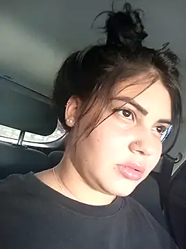 Cubanitaxxx online show from November 15, 8:16 pm