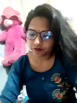 Snapshot of Vanshika1432 chatting on October 24, 4:53 am Vanshika1432 online show from October 24, 4:53 am