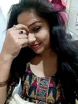 Snapshot of Vanshika1432 chatting on November 8, 7:12 pm Vanshika1432 online show from November 8, 7:12 pm