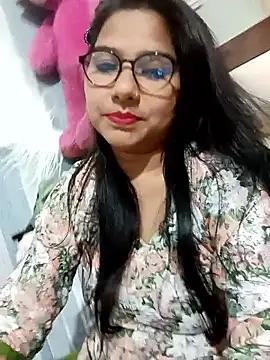 Snapshot of Vanshika1432 chatting on November 9, 2:26 pm Vanshika1432 online show from November 9, 2:26 pm