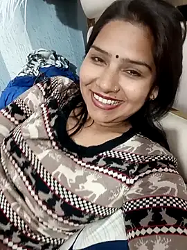 Snapshot of Vanshika1432 chatting on November 12, 7:13 pm Vanshika1432 online show from November 12, 7:13 pm