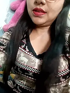 Snapshot of Vanshika1432 chatting on November 18, 7:13 am Vanshika1432 online show from November 18, 7:13 am