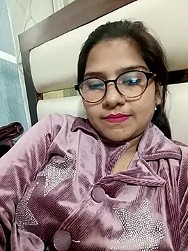 Snapshot of Vanshika1432 chatting on November 21, 12:59 pm Vanshika1432 online show from November 21, 12:59 pm