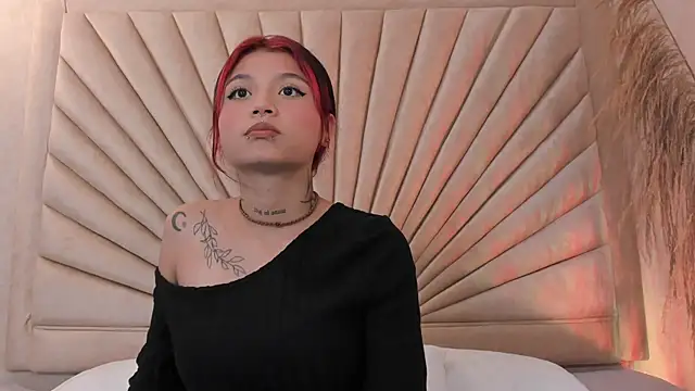 Emma duff online show from October 30, 12:17 pm