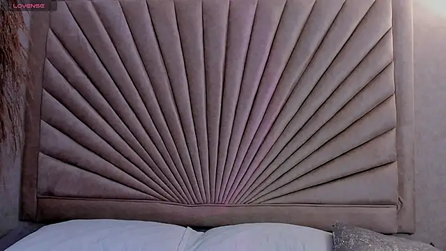 Emma duff online show from November 27, 11:56 am