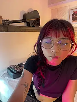 Emma duff online show from March 15, 7:31 pm