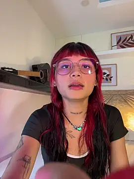 Emma duff online show from April 16, 7:25 pm