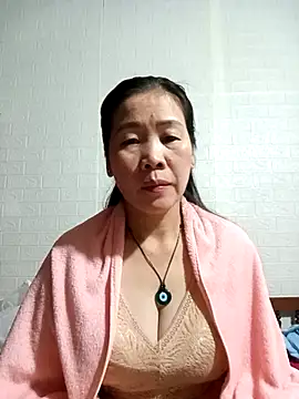 tabby-cat11 online show from November 19, 5:57 pm