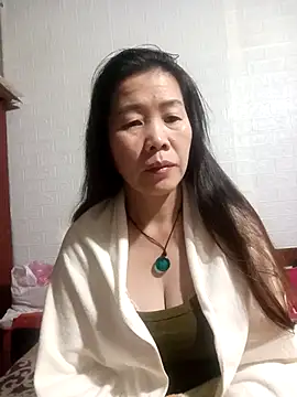 tabby-cat11 online show from November 21, 7:01 pm