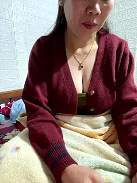 tabby-cat11 online show from January 14, 10:36 pm