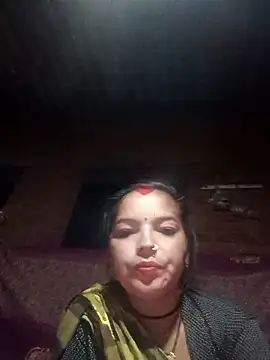 Snapshot of M-MAYA chatting on November 30, 3:05 pm M-MAYA online show from November 30, 3:05 pm