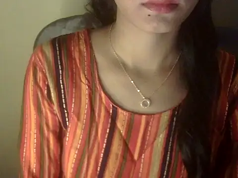Snapshot of Shezi_N chatting on April 22, 1:01 pm Shezi N online show from April 22, 1:01 pm