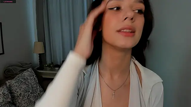 Snapshot of DemetraSadahiro chatting on November 1, 9:33 am DemetraSadahiro online show from November 1, 9:33 am