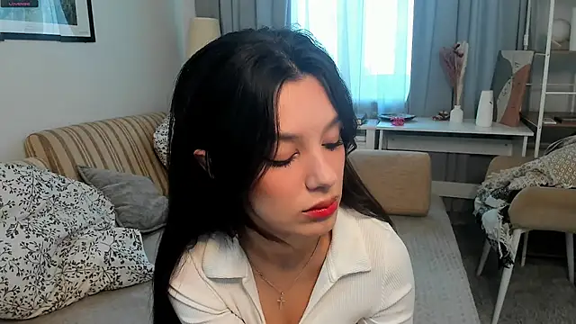 Snapshot of DemetraSadahiro chatting on November 16, 7:03 am DemetraSadahiro online show from November 16, 7:03 am