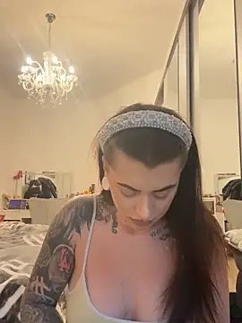 Barbie 1312 online show from November 7, 3:12 pm