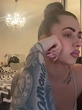 Barbie 1312 online show from November 8, 1:44 pm