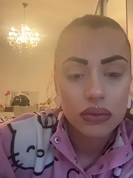 Barbie 1312 online show from November 10, 3:00 pm