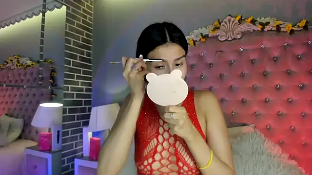 Snapshot of TanyaBello chatting on June 21, 4:04 am TanyaBello online show from June 21, 4:04 am