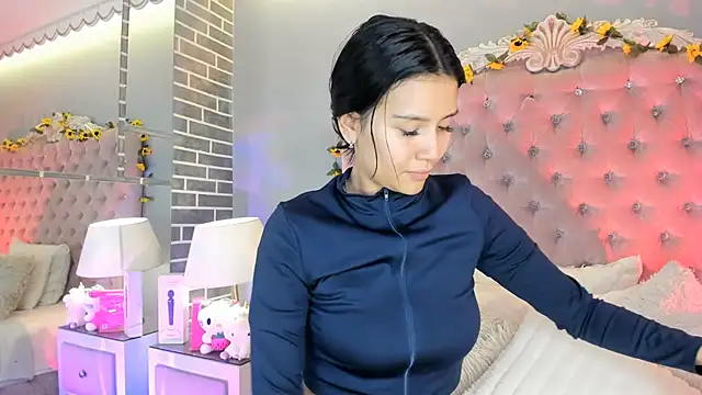 Snapshot of TanyaBello chatting on July 4, 12:50 am TanyaBello online show from July 4, 12:50 am
