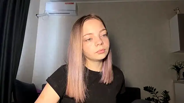 Snapshot of WrithenStub chatting on November 2, 7:22 am WrithenStub online show from November 2, 7:22 am