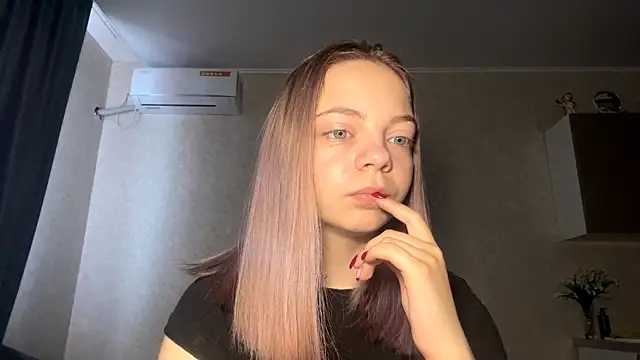 Snapshot of WrithenStub chatting on November 3, 7:20 am WrithenStub online show from November 3, 7:20 am