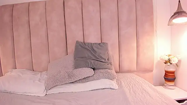 Marie Rosee  online show from October 22, 12:38 pm