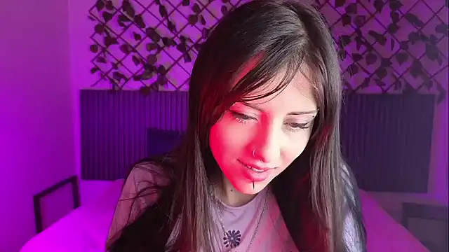 Snapshot of Dark_Niight_ chatting on January 9, 1:03 pm Dark Niight online show from January 9, 1:03 pm