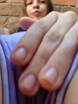 Snapshot of bambiluly chatting on November 7, 1:00 pm bambiluly online show from November 7, 1:00 pm