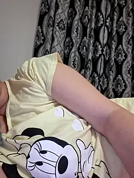 Ariana381 online show from November 29, 10:02 pm