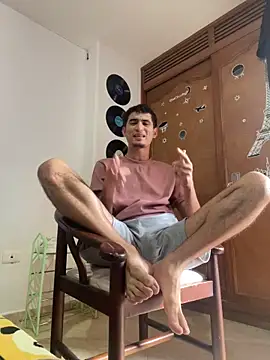 Snapshot of gsusss_feet chatting on October 18, 5:46 pm gsusss feet online show from October 18, 5:46 pm