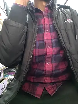 princejmp1973 online show from December 16, 9:14 am