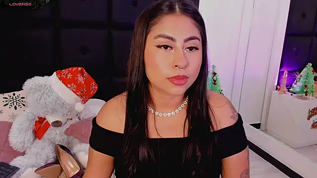 Snapshot of TamaraLeen chatting on November 30, 7:40 pm TamaraLeen online show from November 30, 7:40 pm