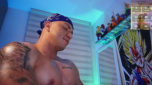 Snapshot of Jherxx chatting on November 9, 3:32 pm Jherxx online show from November 9, 3:32 pm